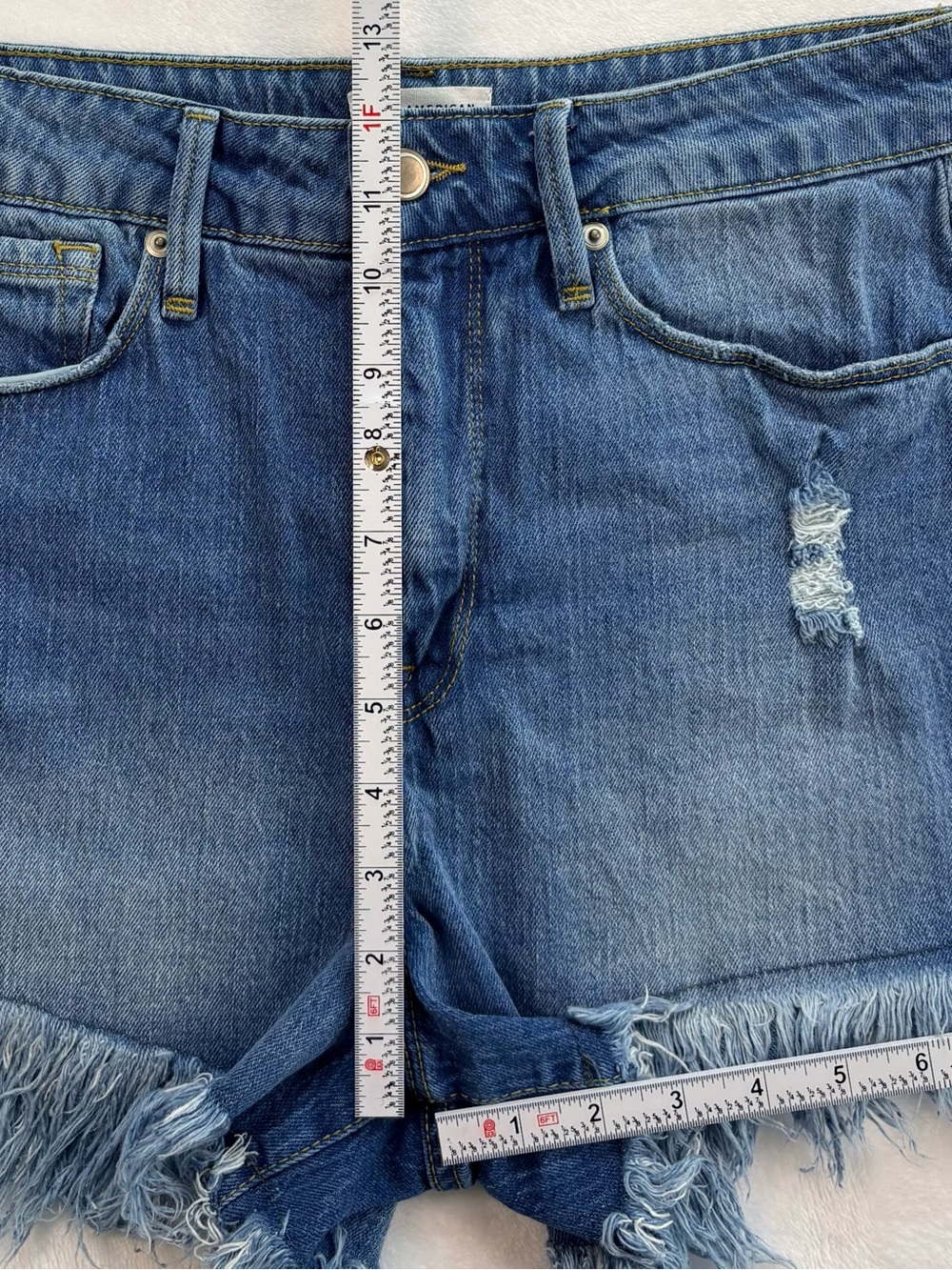 GOOD AMERICAN High Rise Distressed Denim Shorts Frayed Hem Blue Size 6 28 - Picture 8 of 8